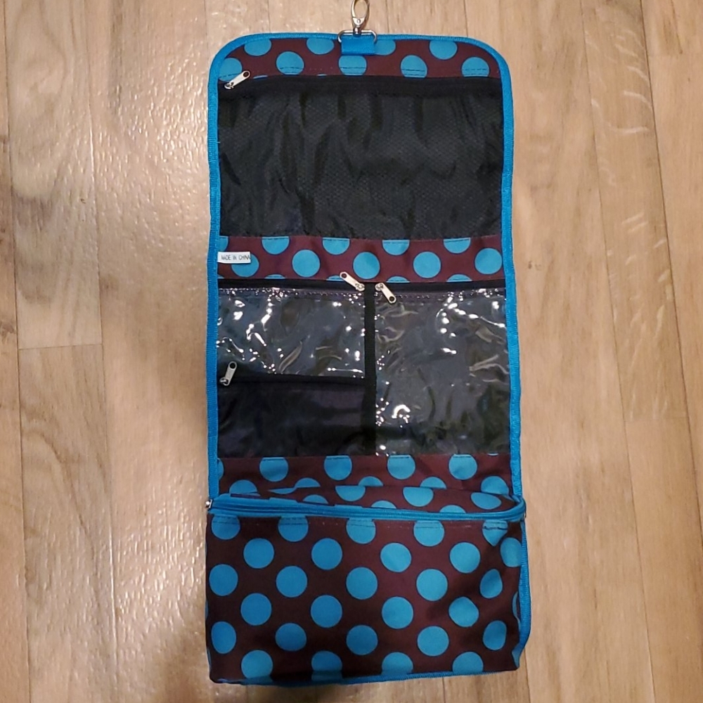 Cosmetic travel bag
